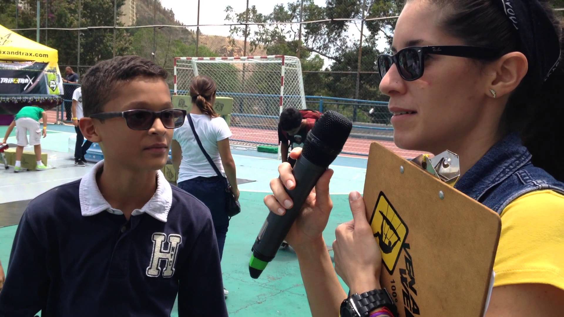 Entrevista a talento de la Zona Trax y Zona Baile en el TrixandTrax del Colegio el Peñon