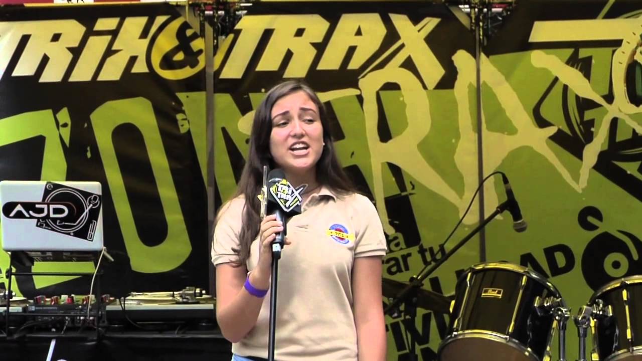 Andrea Q Talento Trax Simon Bolivar II