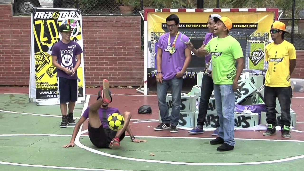 Bienvenida TRIXANDTRAX FLIPS FEST COLEGIO SIMON BOLIVAR II