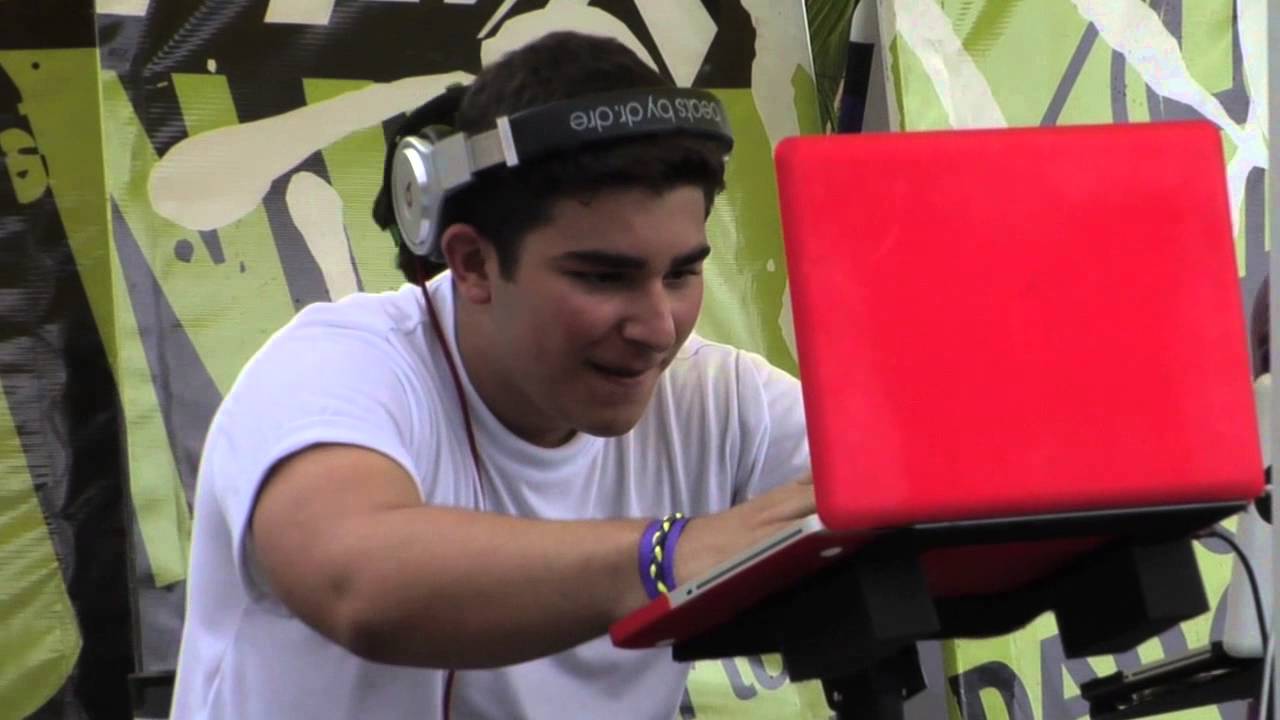 Gianmauro 3 – Talento Trax DJ – Instituto Escuela