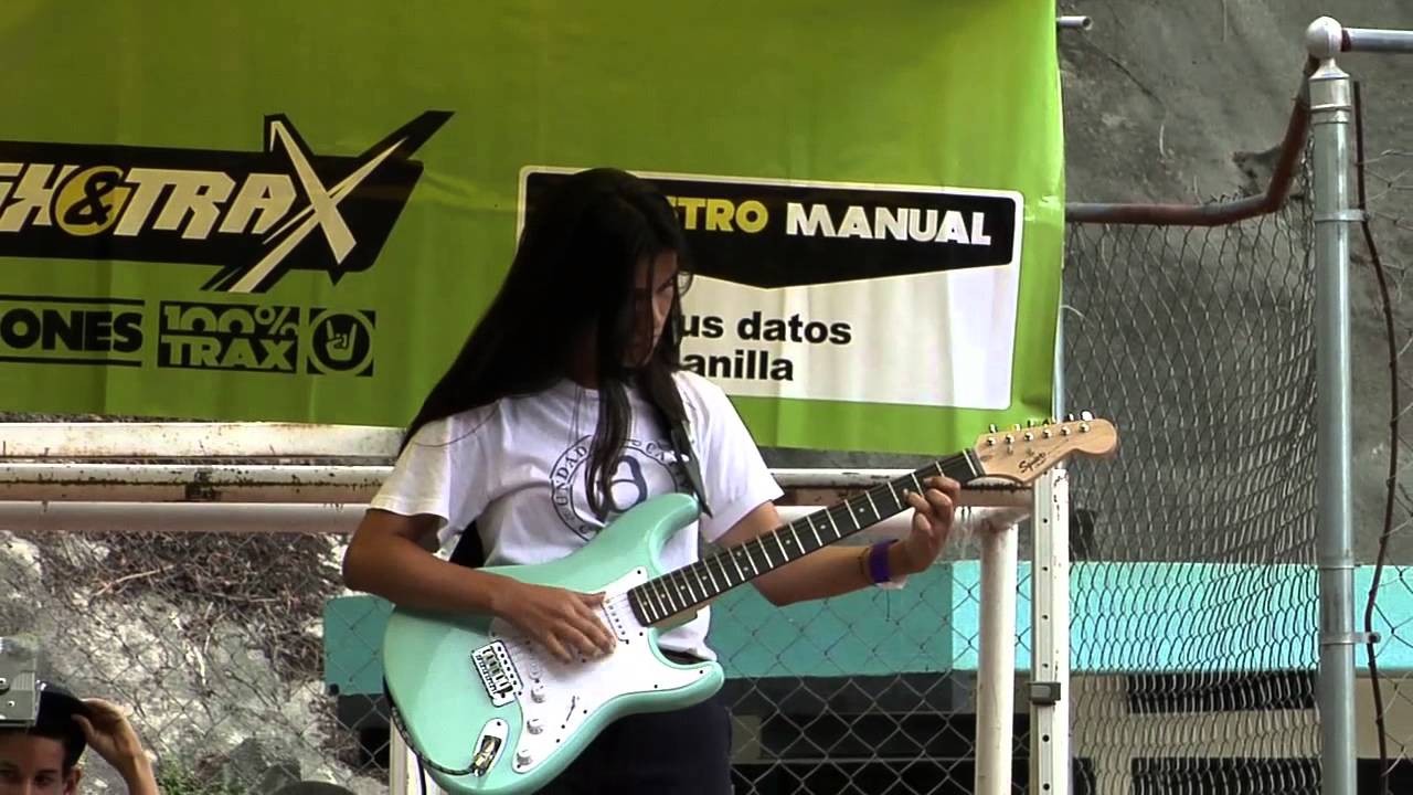 Zona Trax Solista Valeria CEAPUCV