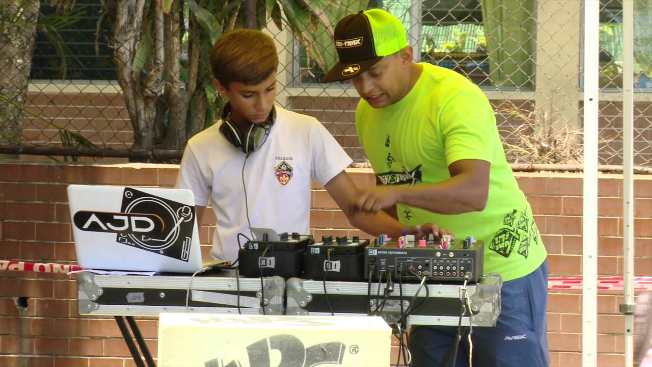 Cristian -Talento Trax – Dj – Colegio San Vicente de Paul Edo. Vargas