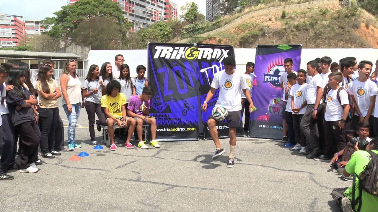 Elvis Tovar Freestyler Football Colegio San Jose De Calazans