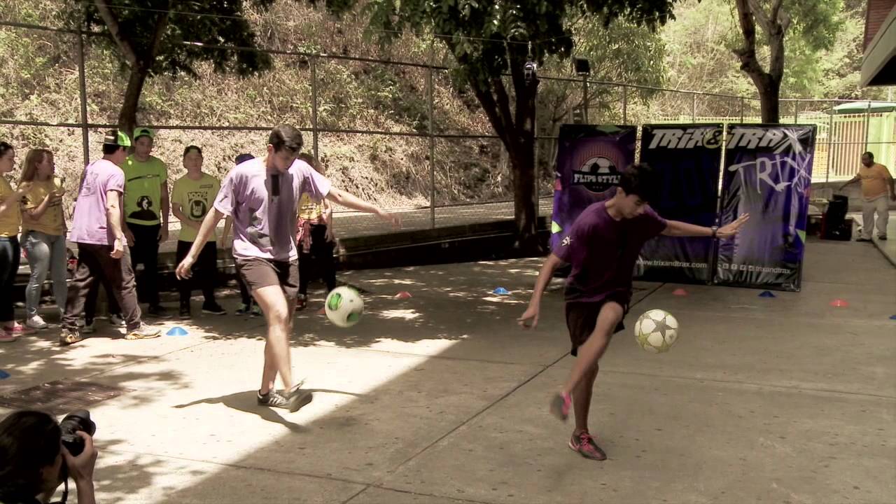 @samuelhernandezfs  y  @tamayofreestyle – Talentos Trix – “Fútbol Flipstyle” – Colegio Champagnat