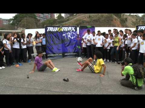 Staff Demostracion Zona Trix Freestyle Football Colegio San Jose De Calazans