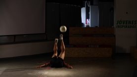 TrixandTrax Day   Ronny Santaella  Súper Héroe Trix   Football Freestyle