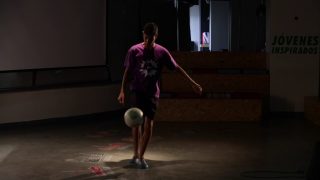 TrixandTrax Day   Samuel Hernandez  Súper Héroe Trix   Football Freestyle