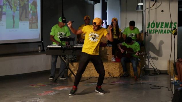 TrixandTrax Day   Williams Alviarez Súper Héroe TrixandTrax Baile.  Instagram